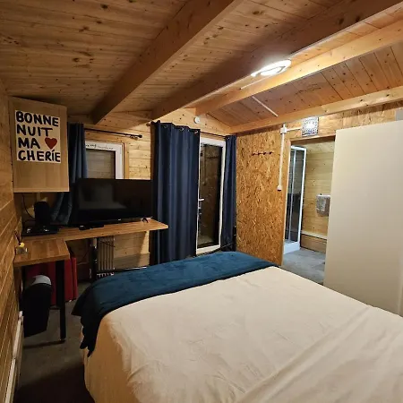 With Private Balneo Apartmán